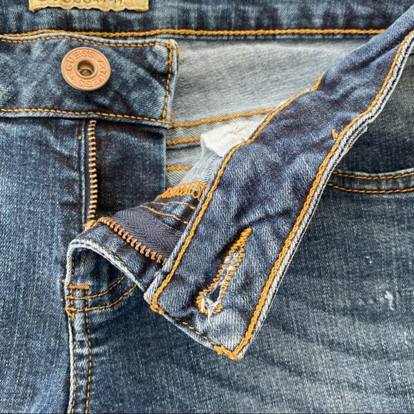 Guess straight cut jeans, low rise - Picture 7 of 11